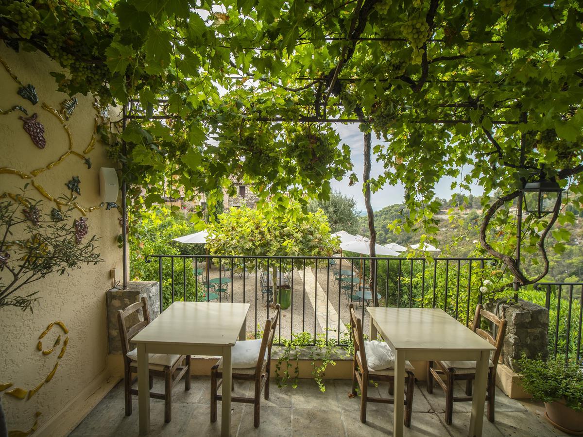 De * Tourrettes-sur-Loup